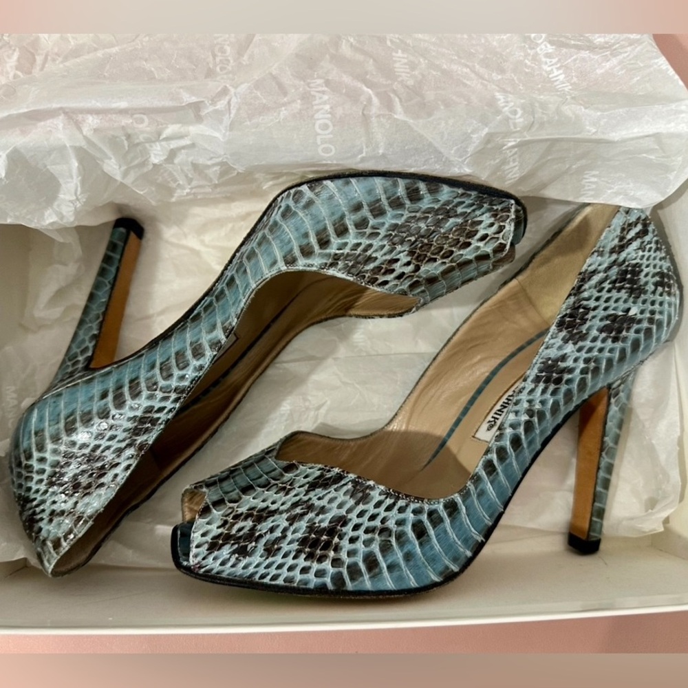 Manolo Blahnik Teal Snake-Print Open-Toe Stiletto Heels - Picture 8 of 10